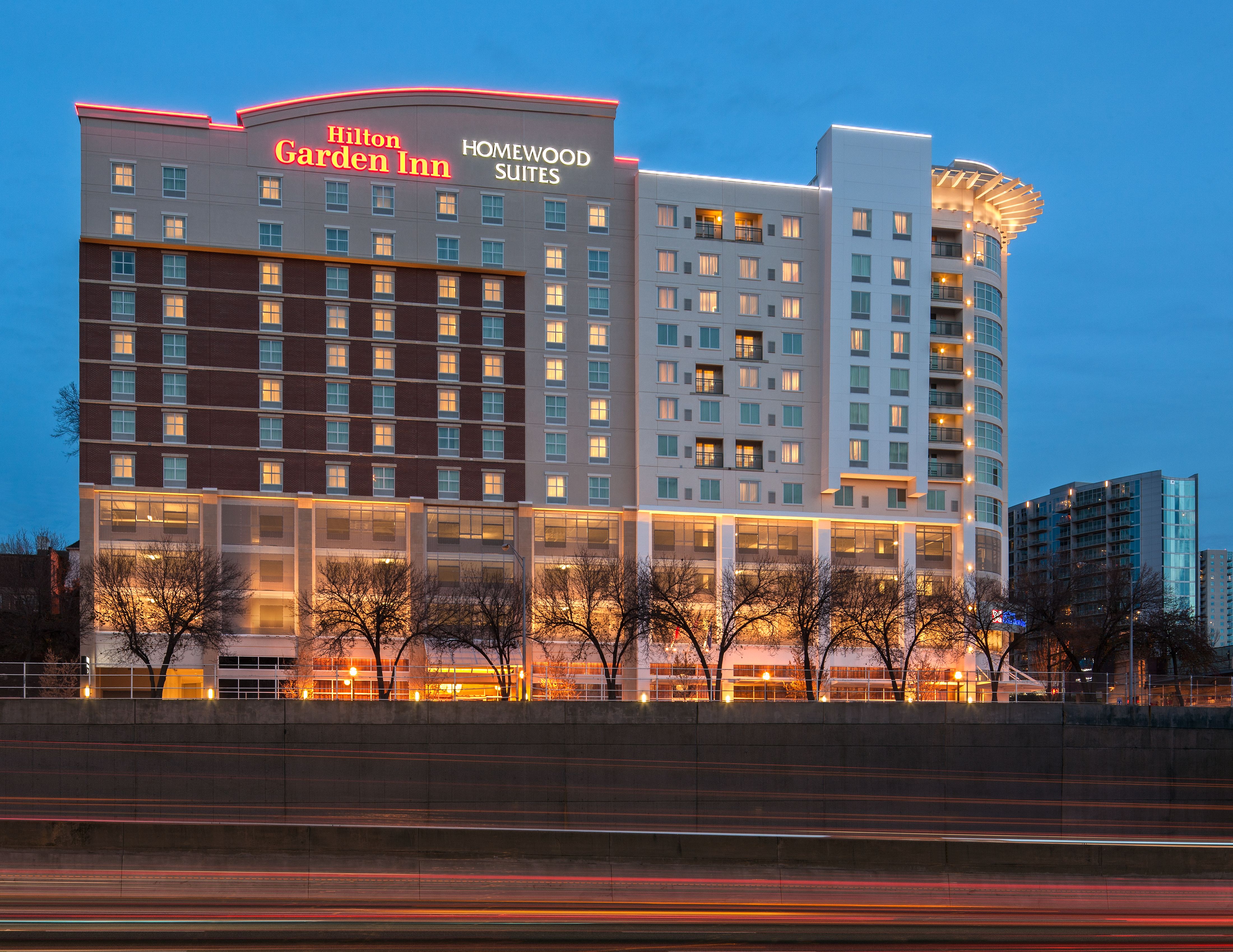 Hilton Garden Inn And Homewood Suites By Hilton Lpb Atlanta Architecture